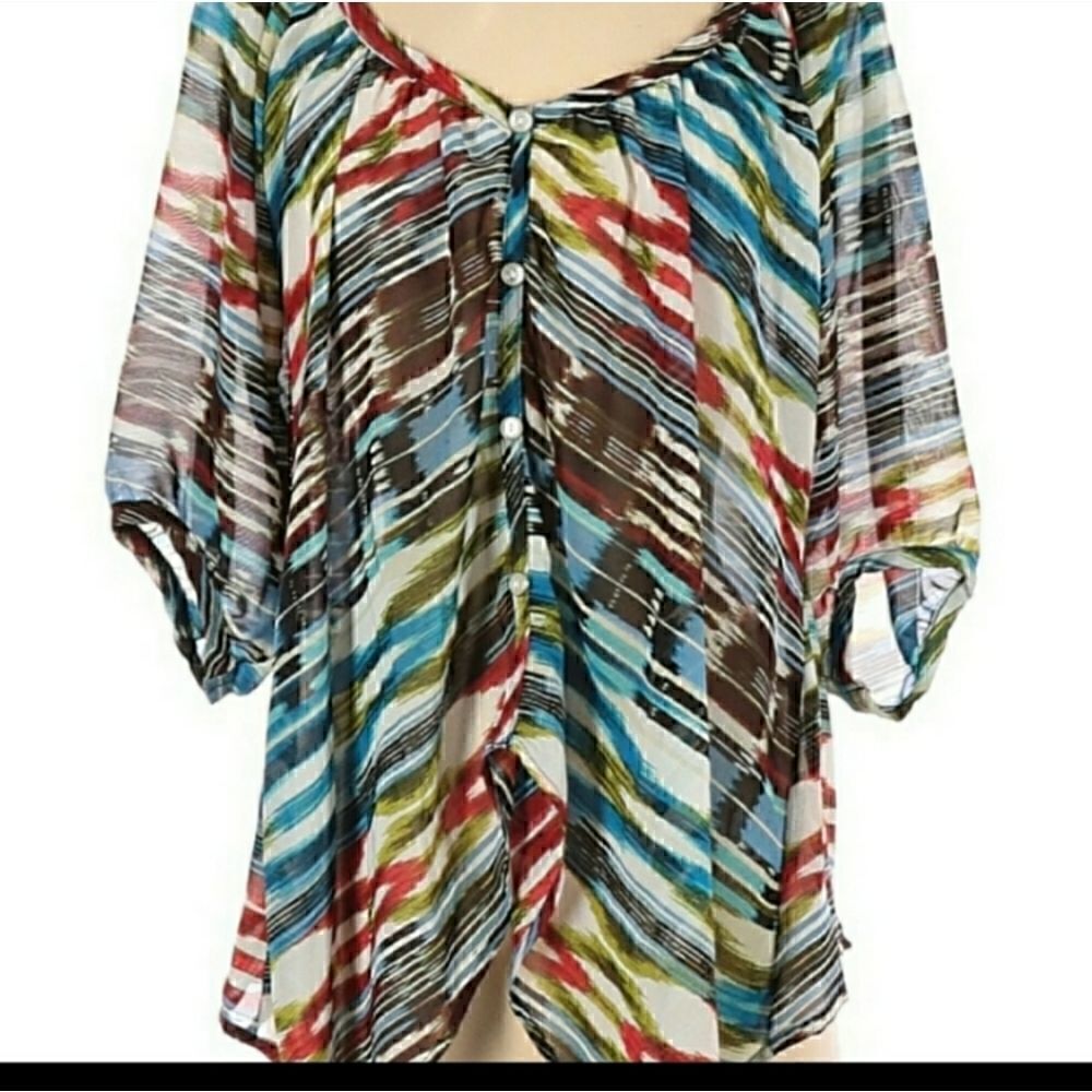 HALO Vibrant Handkerchief Button Front Blouse Medium - Picture 2 of 9